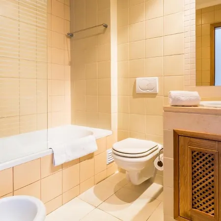 2-b Sleeps 6 Pool Parking Apartamento *