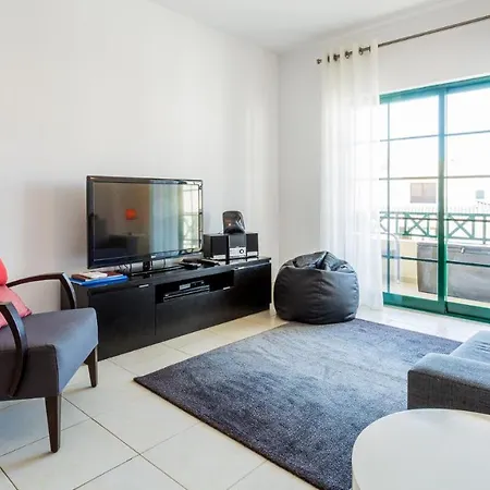 Lejlighed 2-b Sleeps 6 Pool Parking